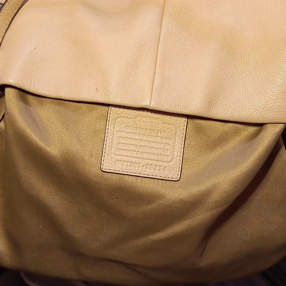 Coach Phoebe K138126224 Pebble Soft Leather Tan Bag Purse - Picture 6 of 12